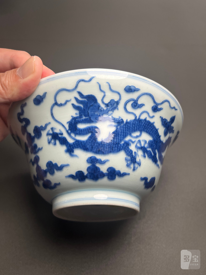 清乾隆  青花云龙纹折腰碗 - 图3